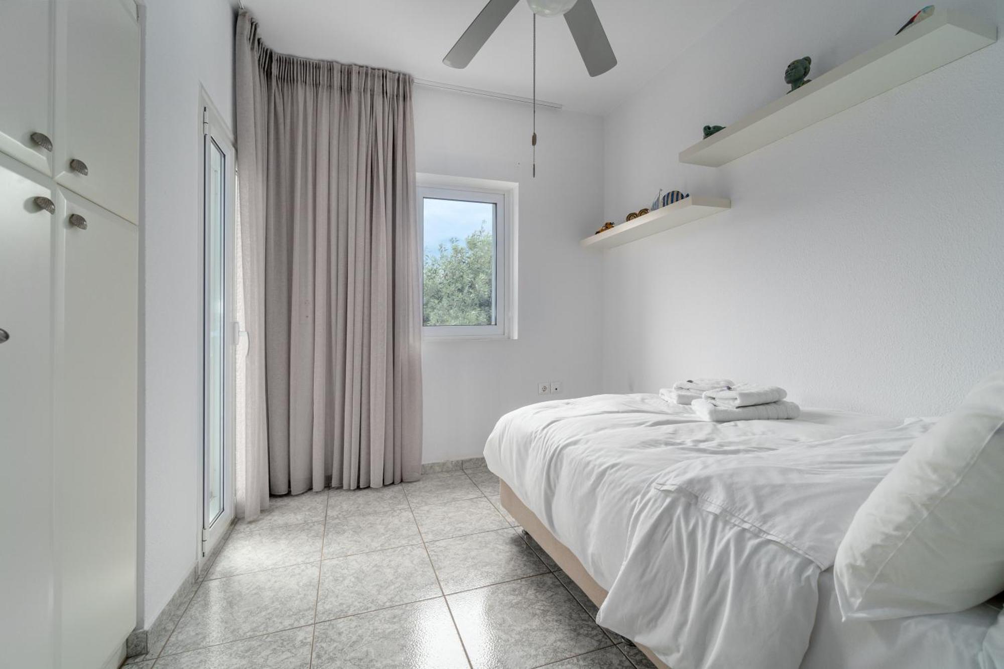 Legrena Beach House Сунион Номер фото